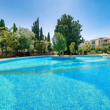 Hesperides Gardens D203