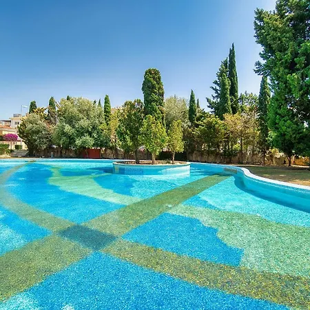 Hesperides Gardens 1 Bed